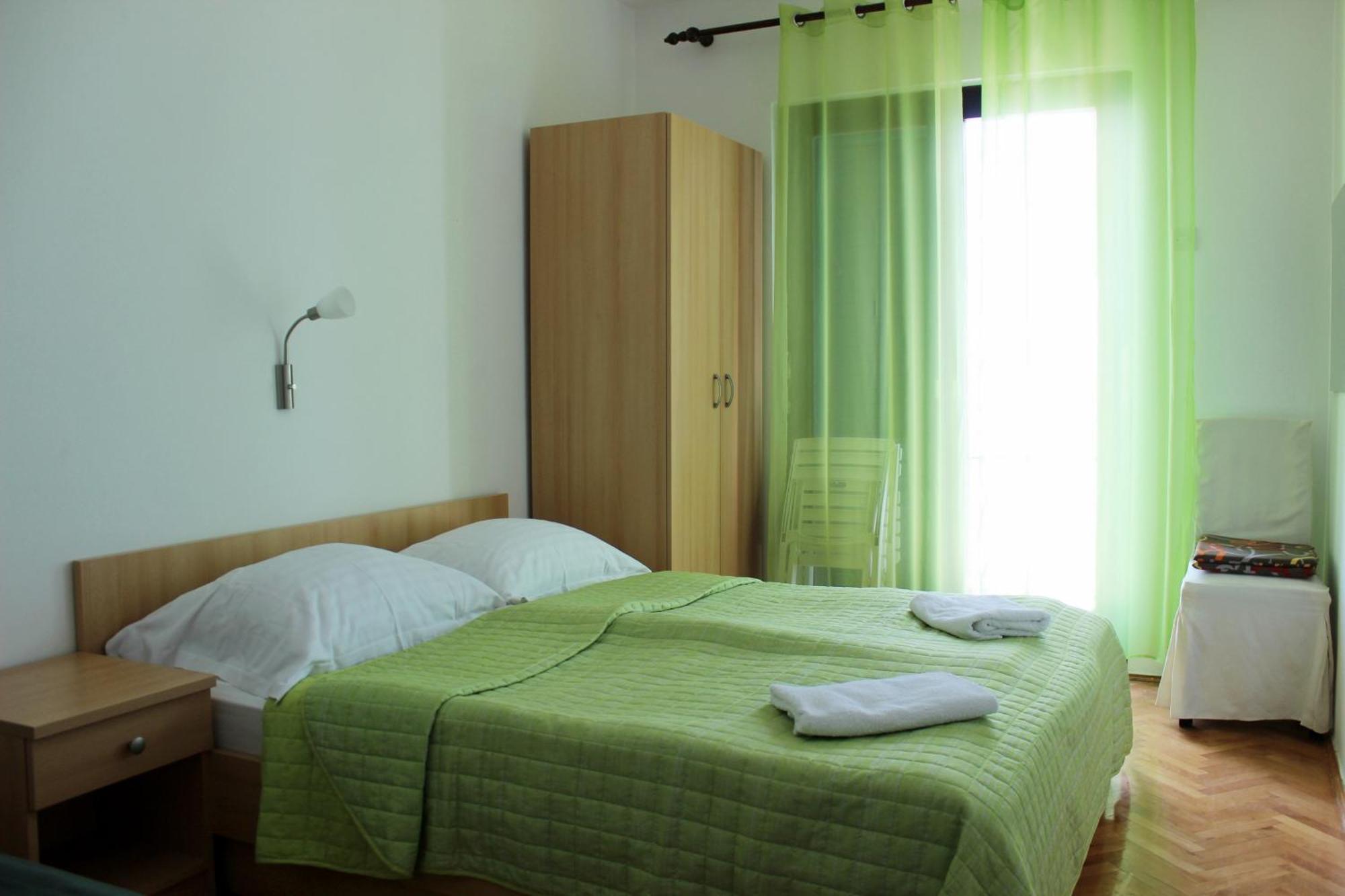 Apartments Pansion Franka Brist Ngoại thất bức ảnh