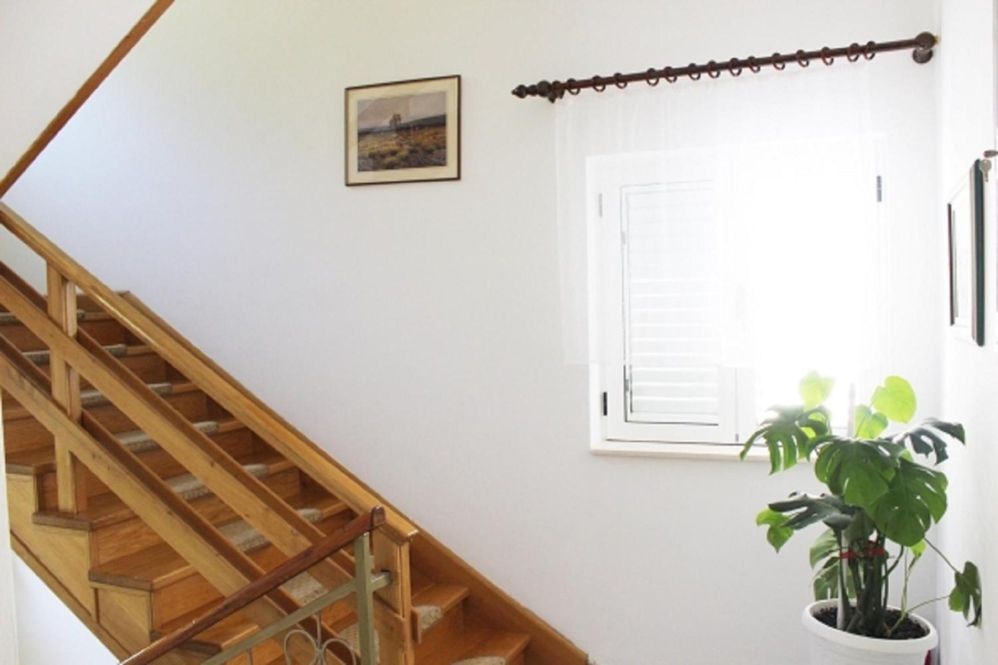 Apartments Pansion Franka Brist Ngoại thất bức ảnh