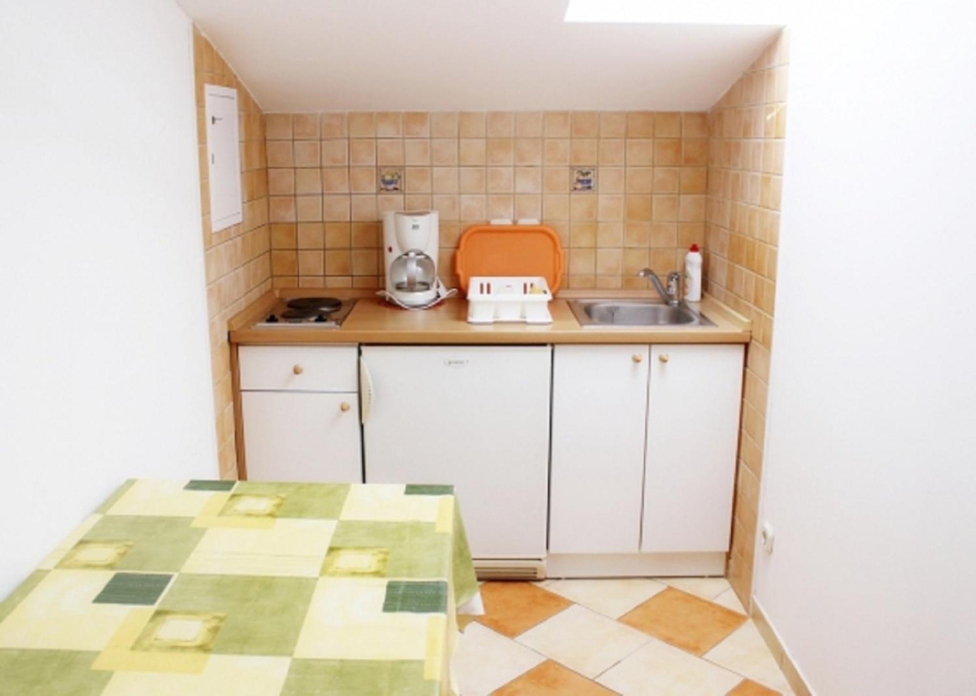 Apartments Pansion Franka Brist Ngoại thất bức ảnh